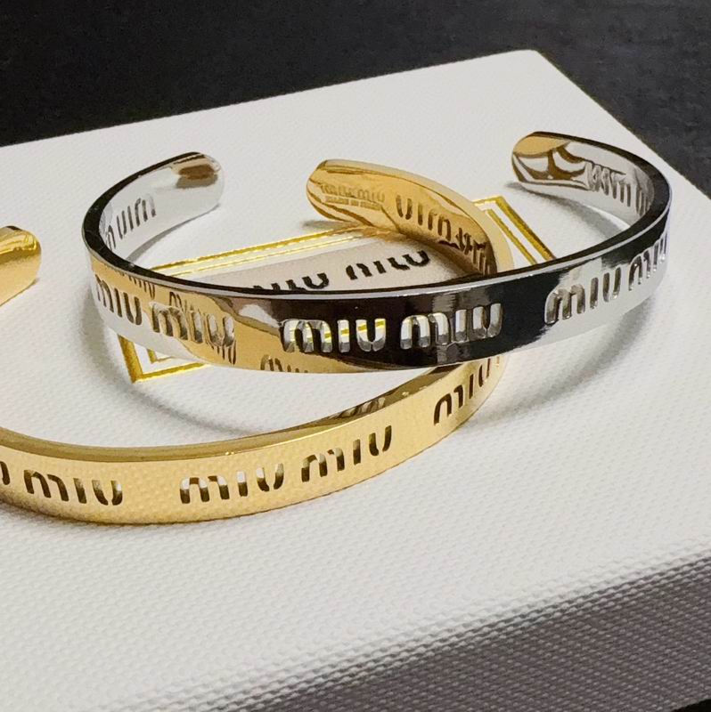 MiuMiu Bracelet 07yxh02